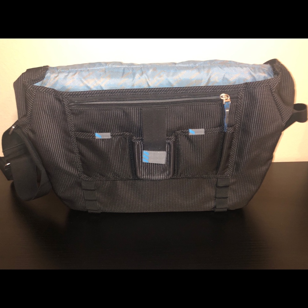 Laptop bag (Thule) - Picture 4 of 7